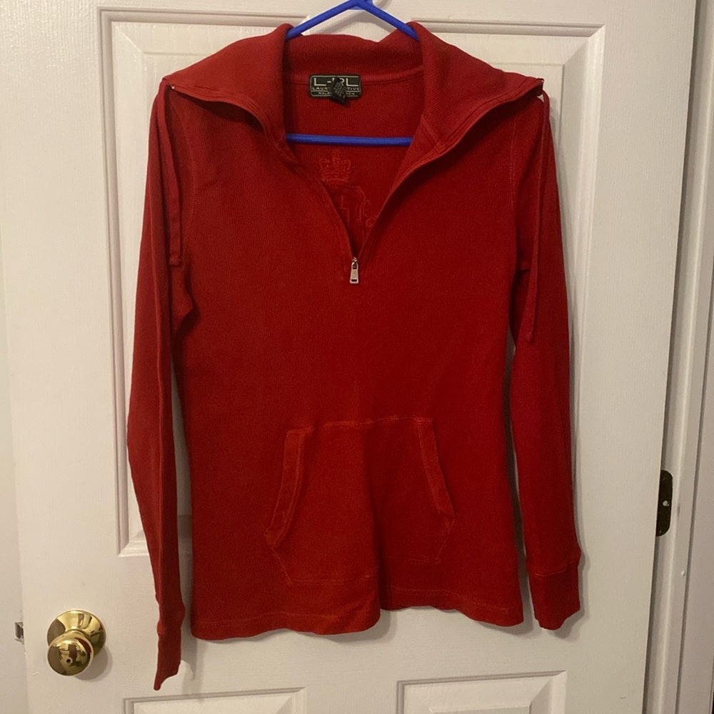 Ralph Lauren lightweight pullover, has stretch